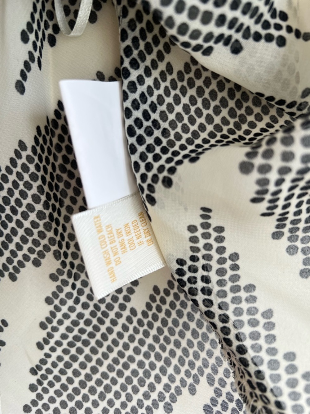 Adiva Black & Off-White Zigzag Halter Tunic Top | Women’s Medium - Picture 13 of 13